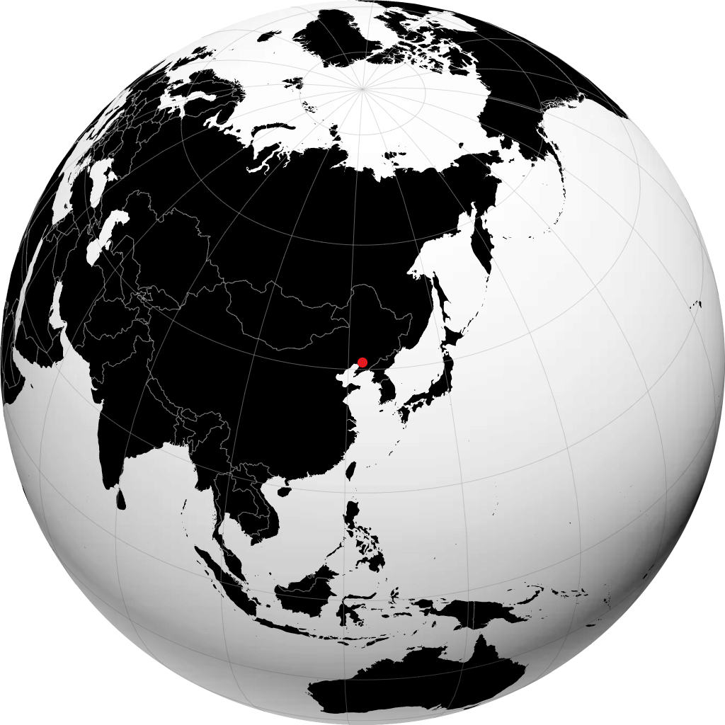 地球儀上の鞍山